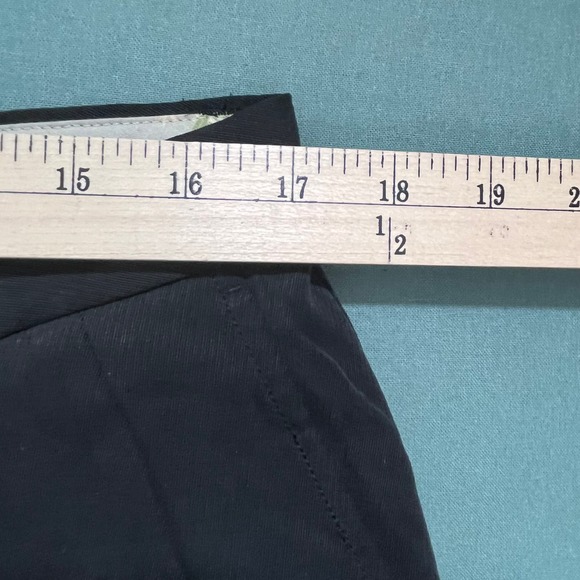 Tommy Bahama Chino Shorts Mens Size 34 Black Silk Cotton Blend Pleated Front - Picture 9 of 10